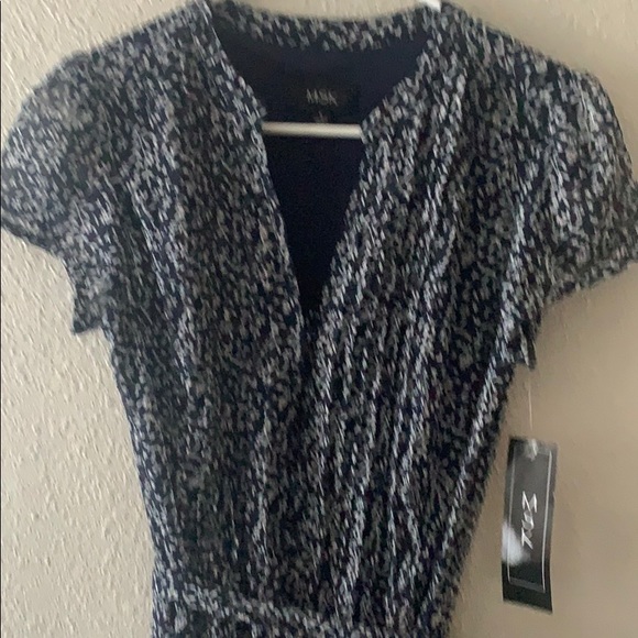 Dress - Picture 3 of 4